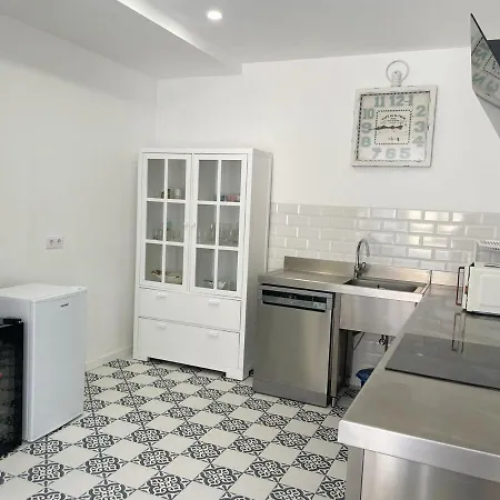 Apartment In Center